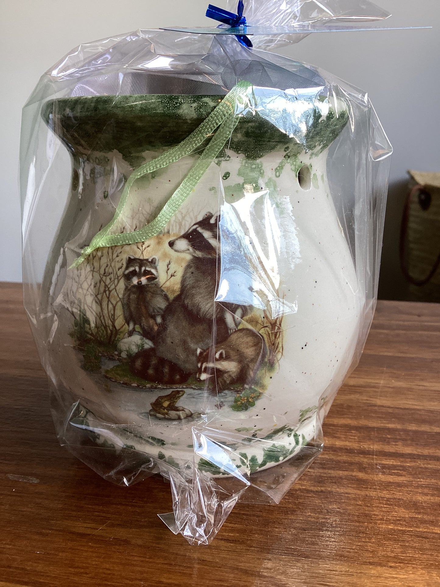 Ceramic warmer w/candle and wax