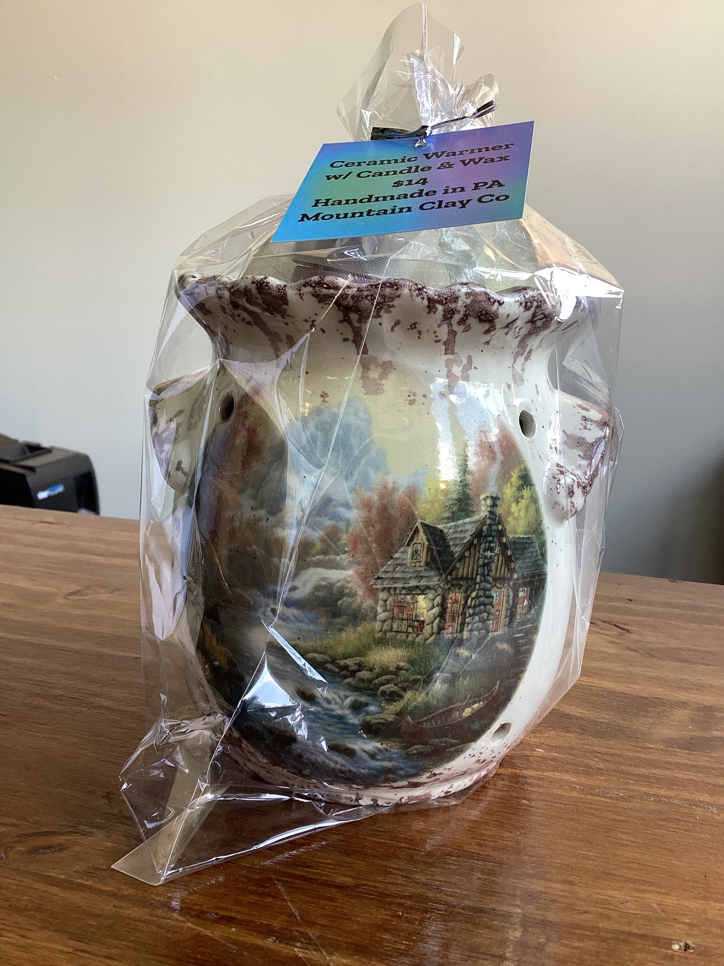 Ceramic warmer w/candle and wax