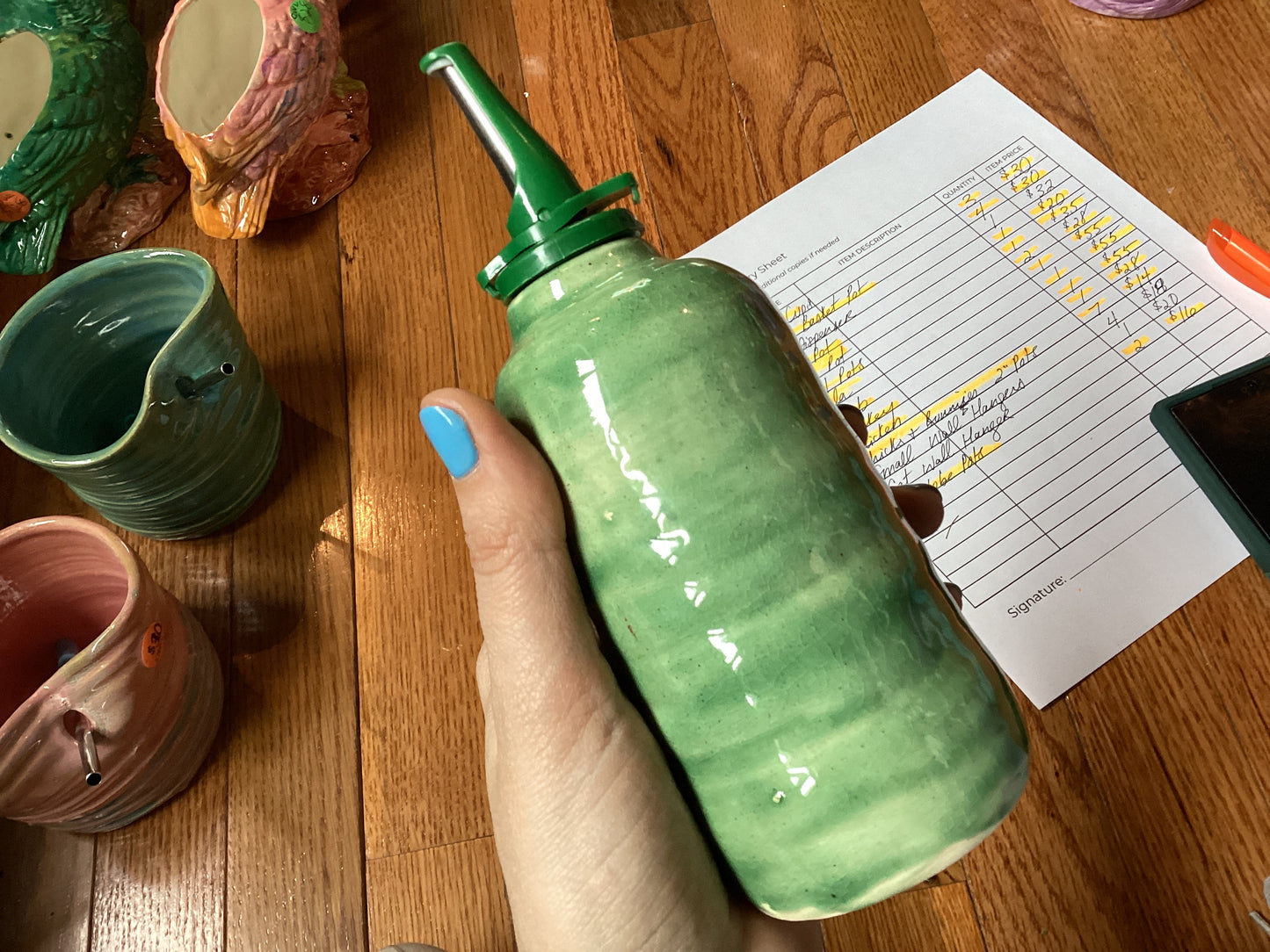 Oil dispenser by Em Masi