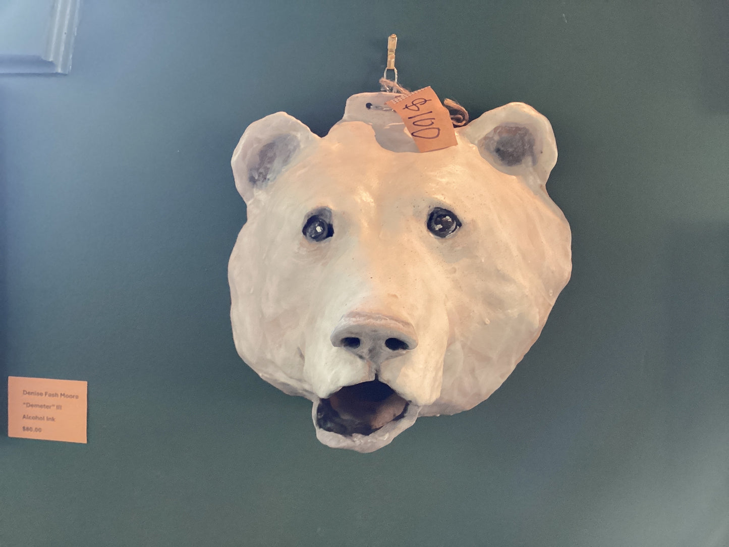 Bear face wall hanging