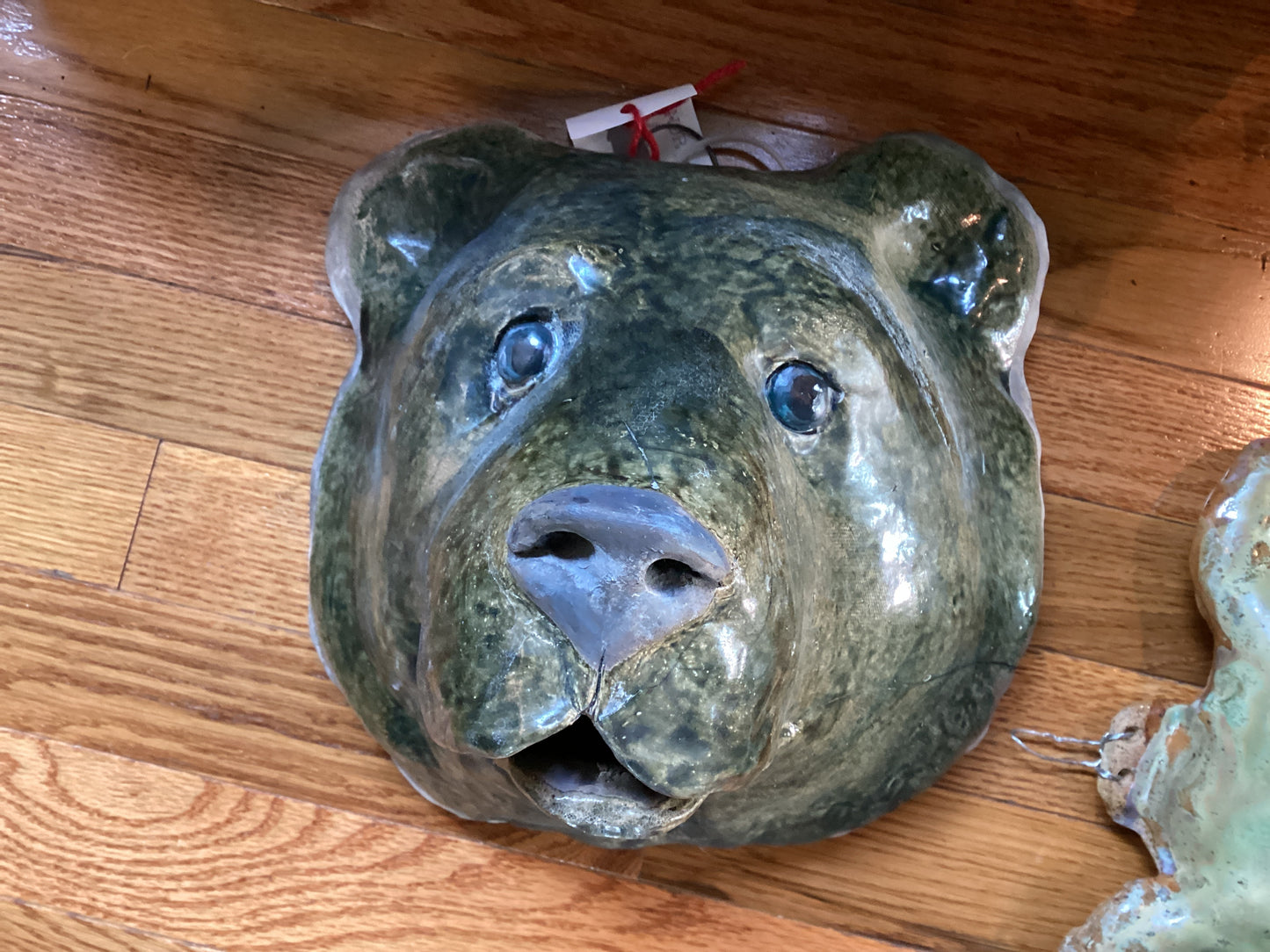 Bear face wall hanging