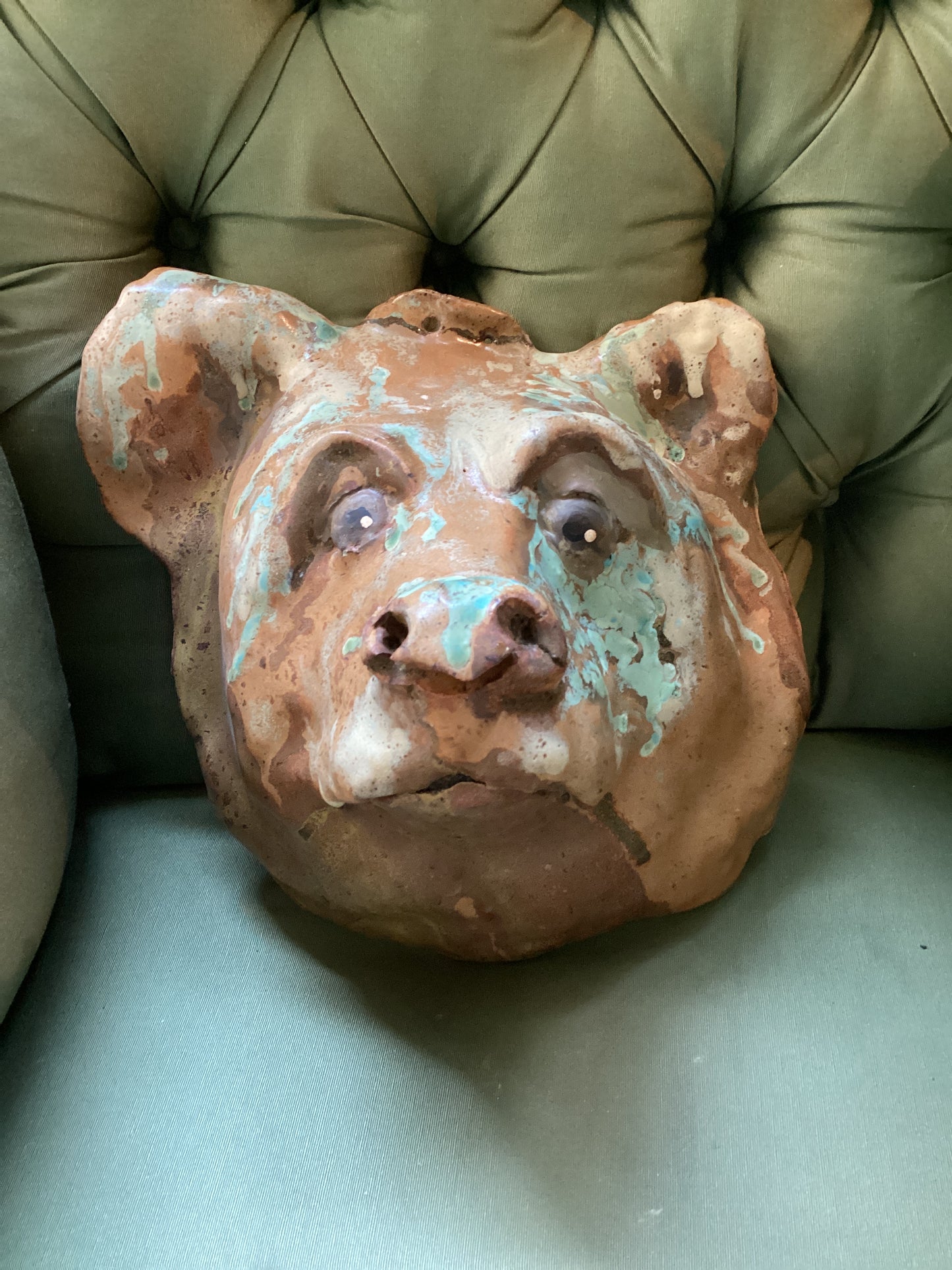 Bear face wall hanging