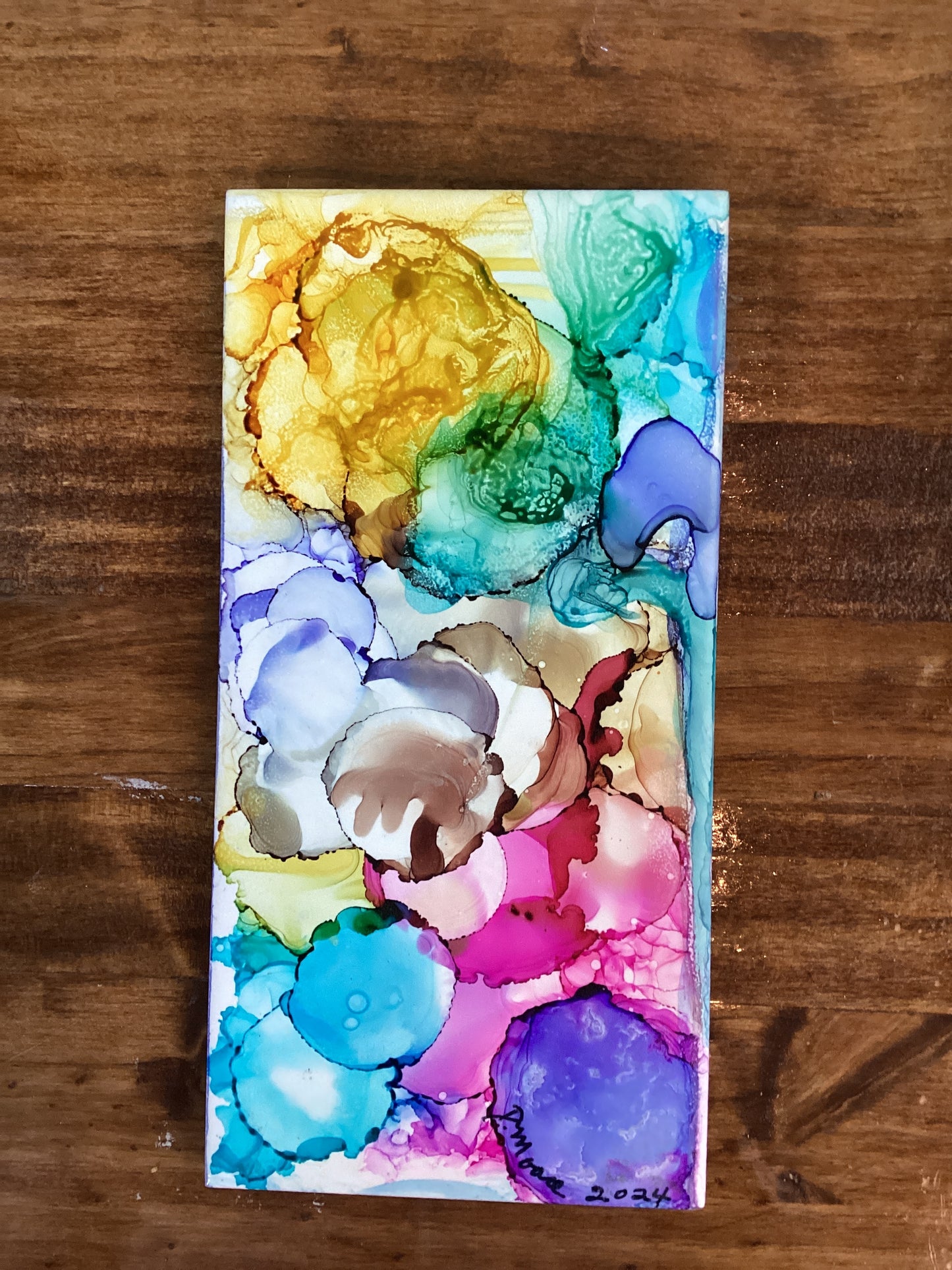 Alcohol ink painting tile coasters with display